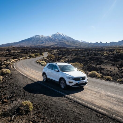 Car Rental Tenerife South (AI image)